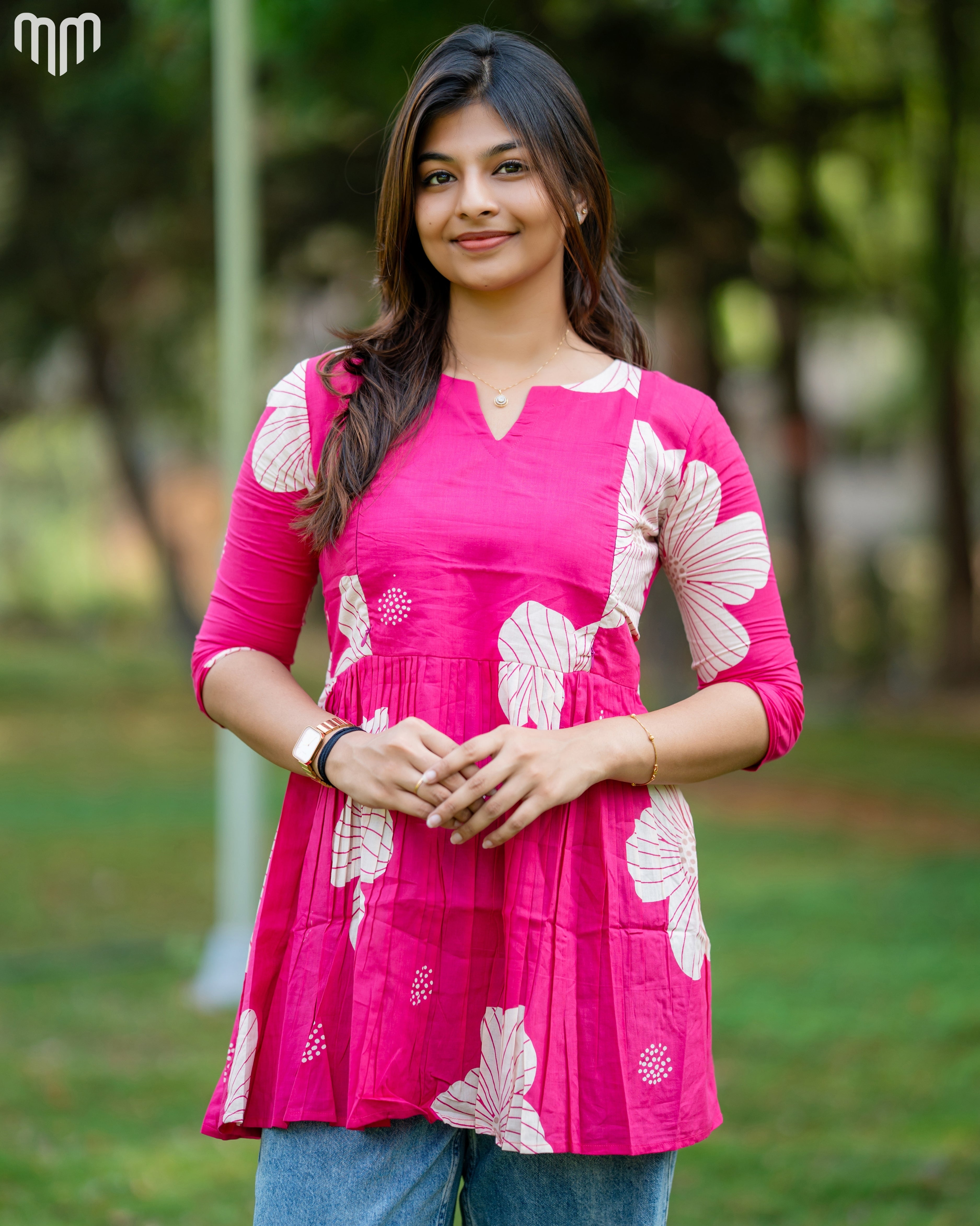 Pink_Juhi Feeding Crop Top