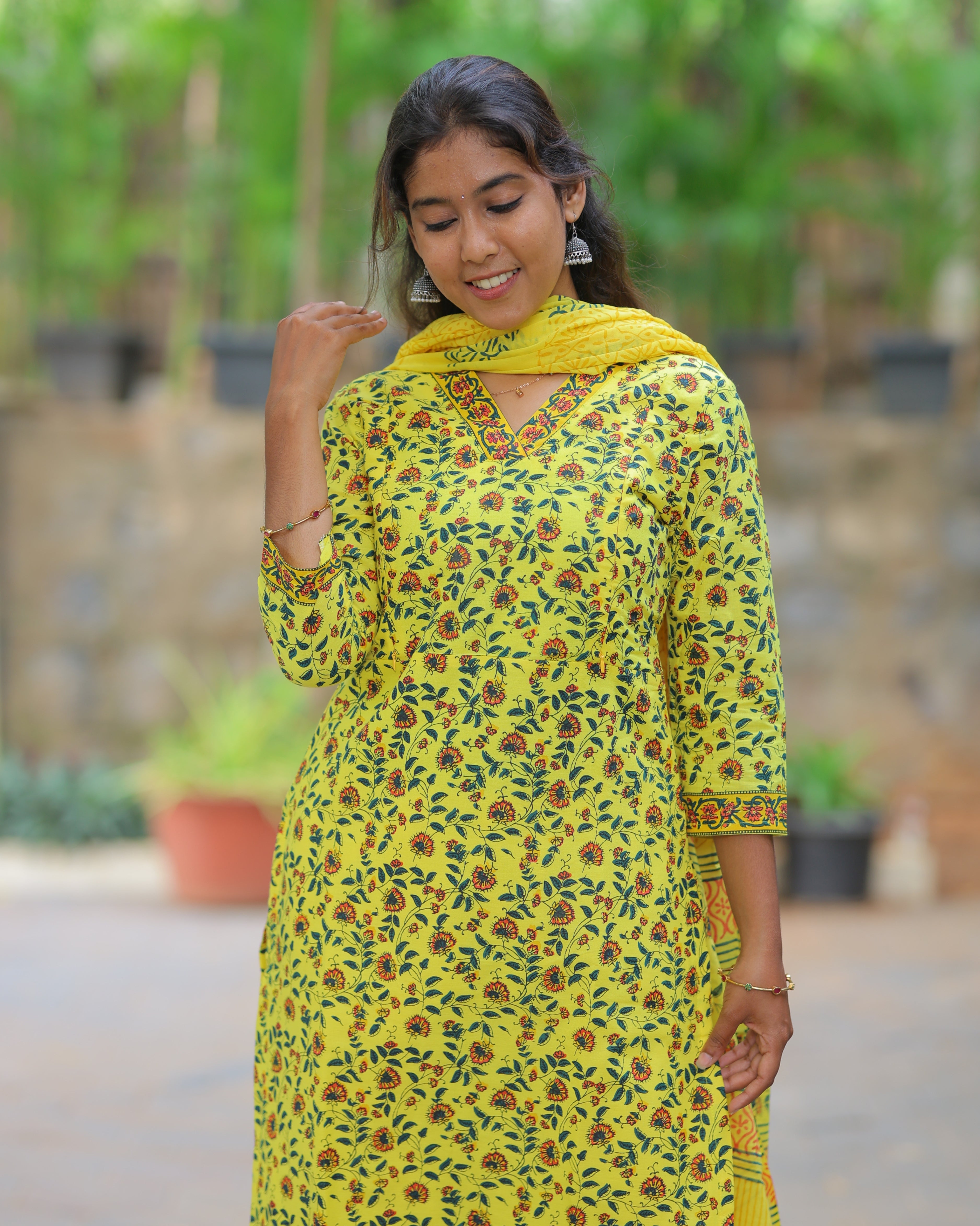 Illaiya Maternity Kurti Set