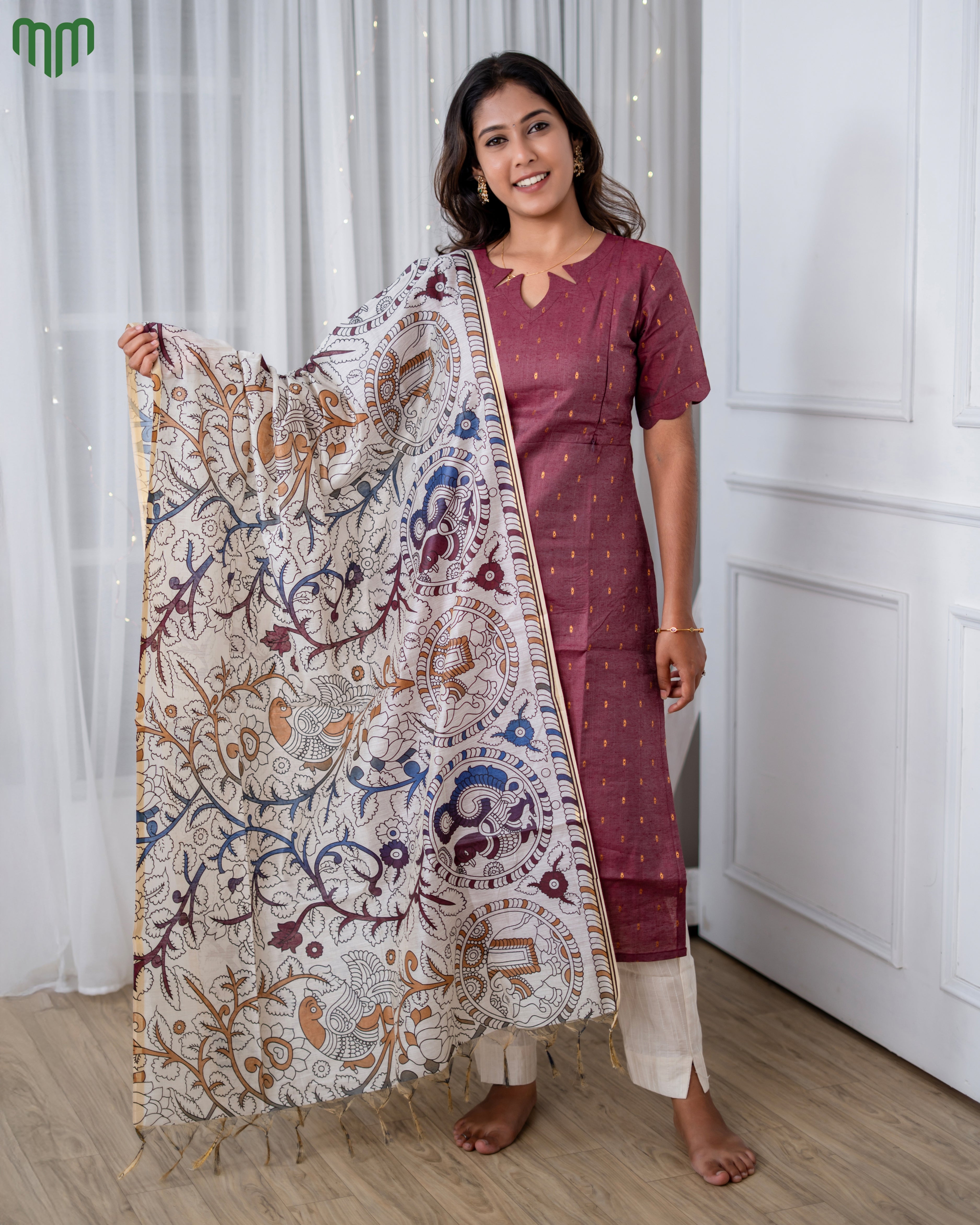 Sundari_V3 Maternity Kurti Set