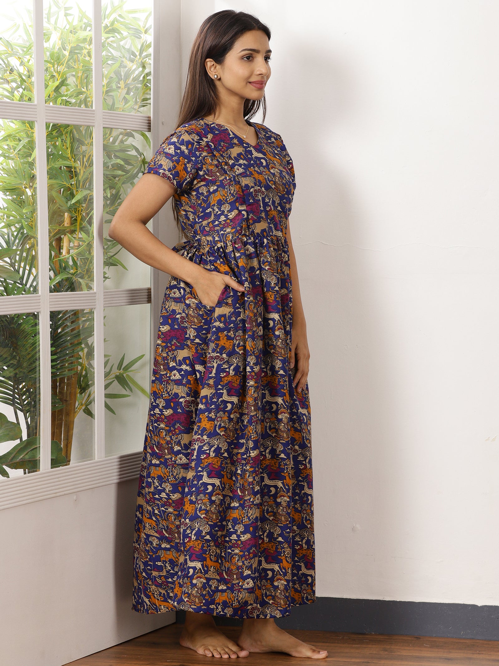 Pichwai_V2 Feeding Night Maxi