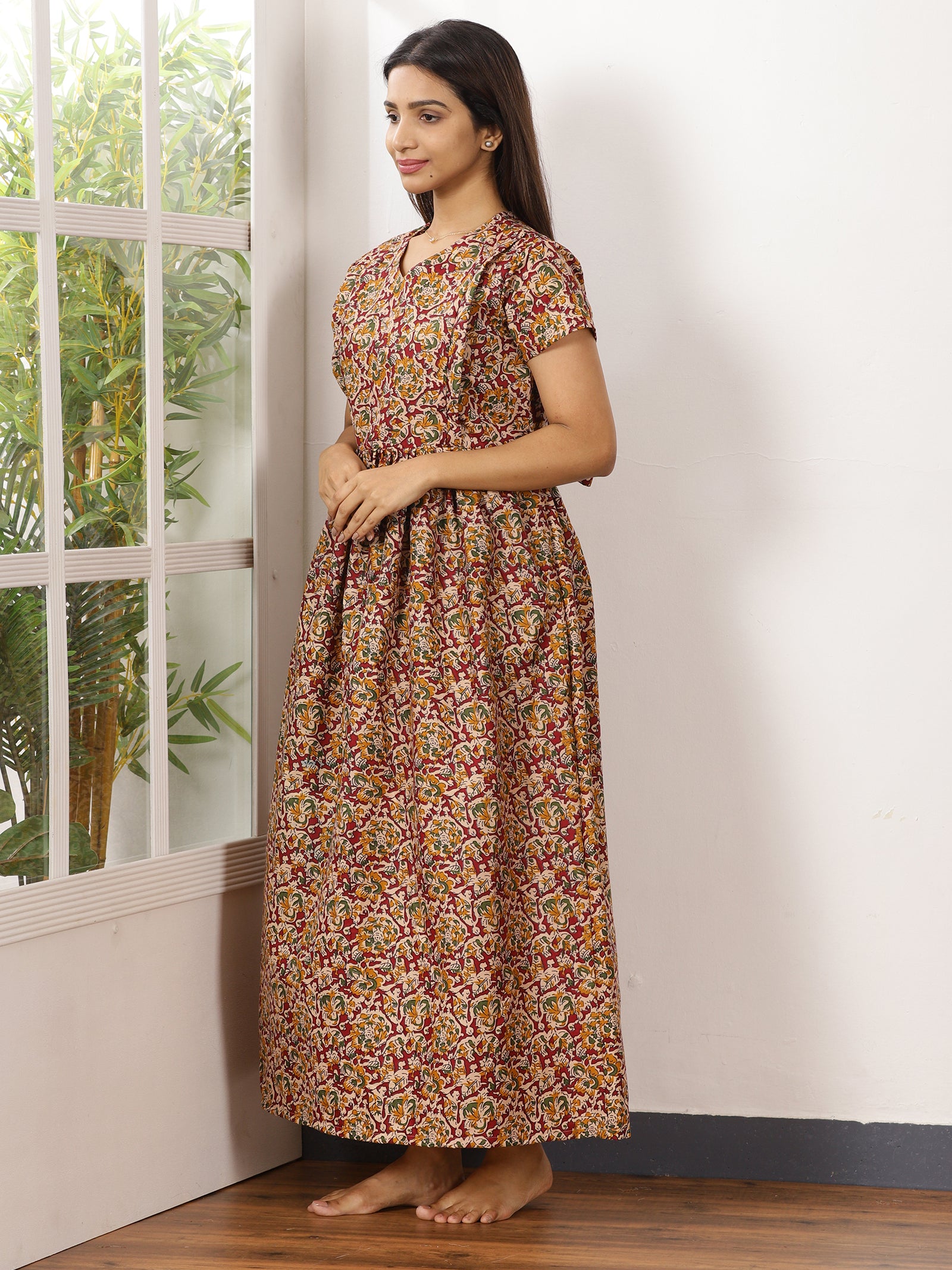 Nidhi_V1 Feeding Night Maxi