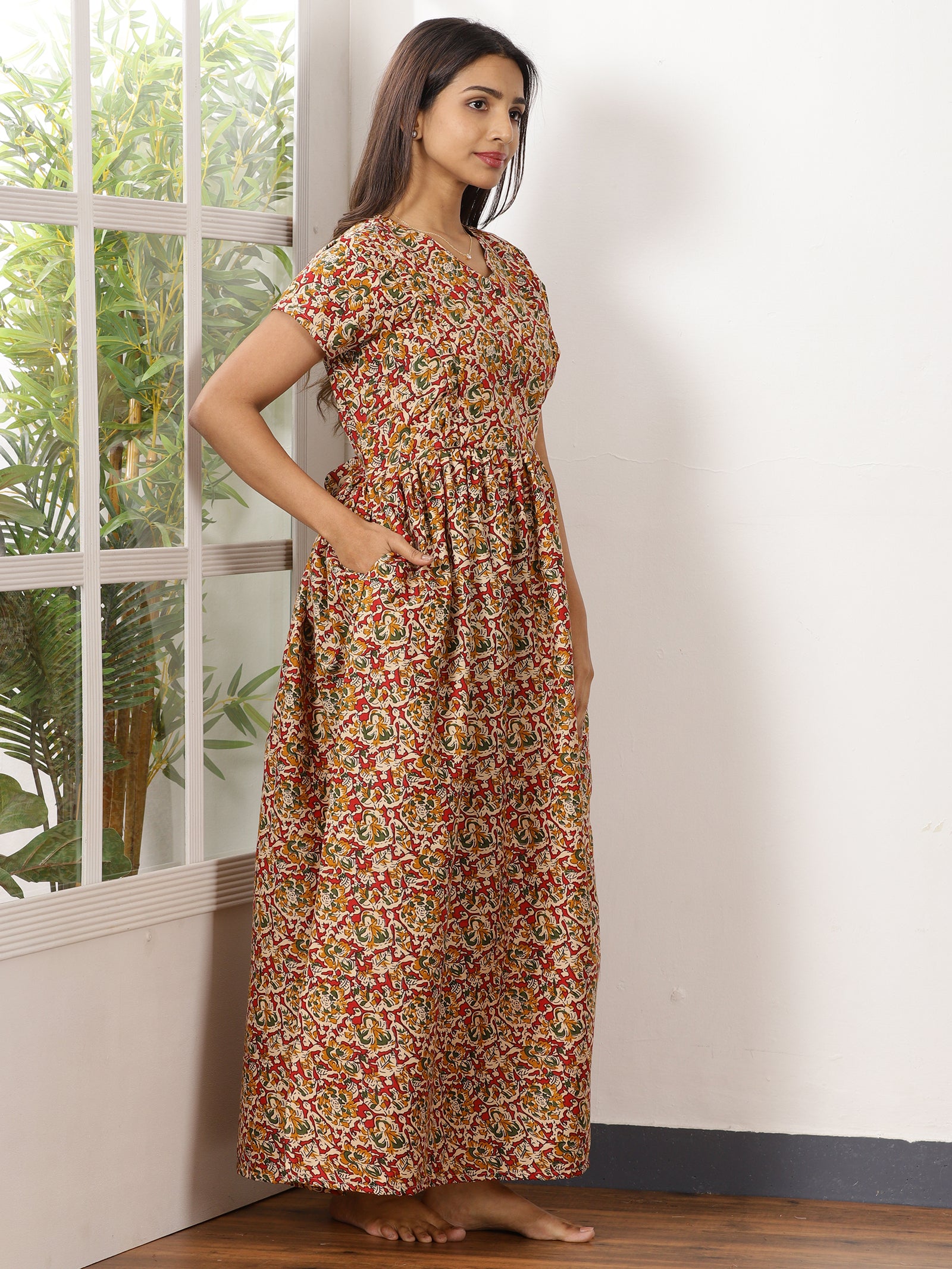 Nidhi_V4 Feeding Night Maxi