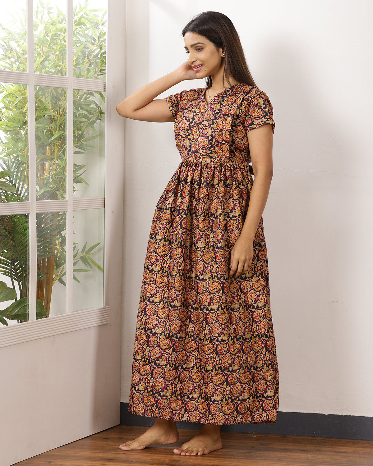 Mytra_V2 Feeding Night Maxi