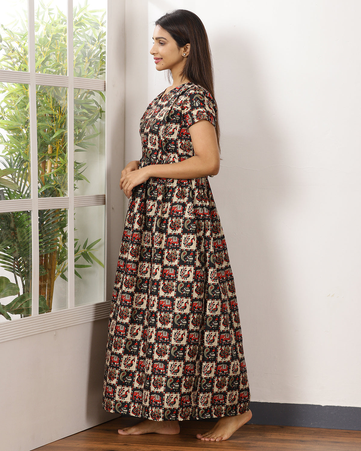 Mayil_V3 Feeding Night Maxi