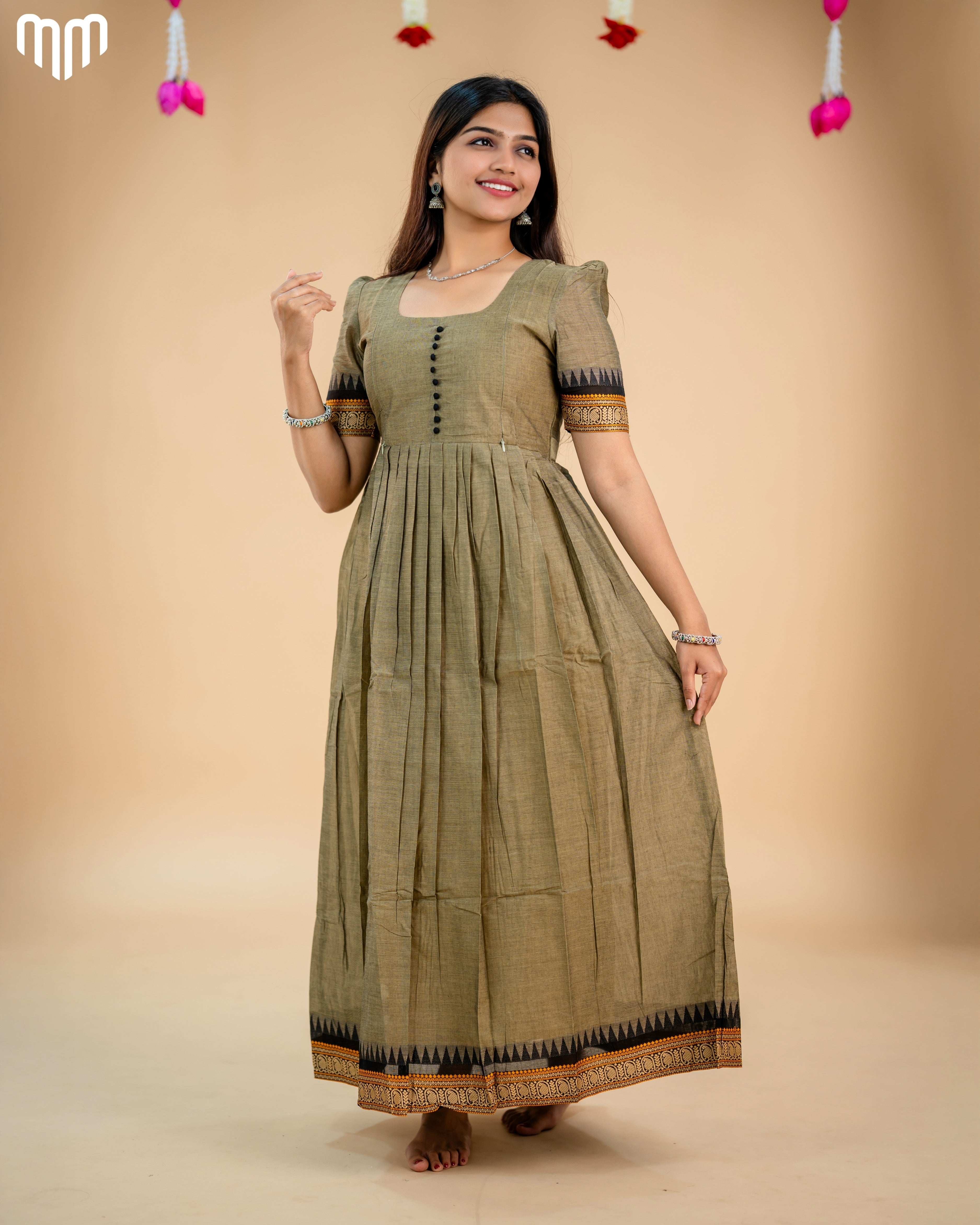 Yazhini Maternity Maxi