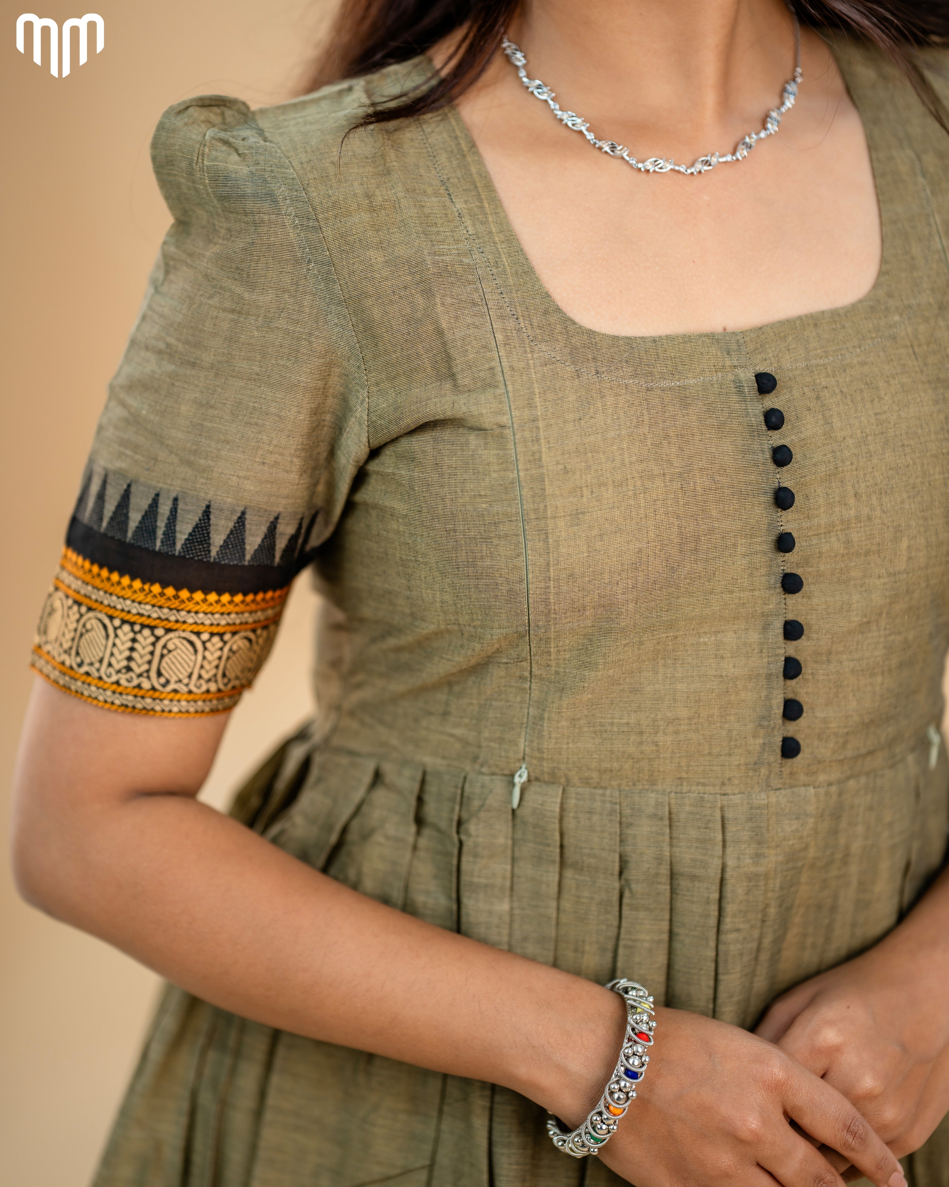 Yazhini Maternity Maxi