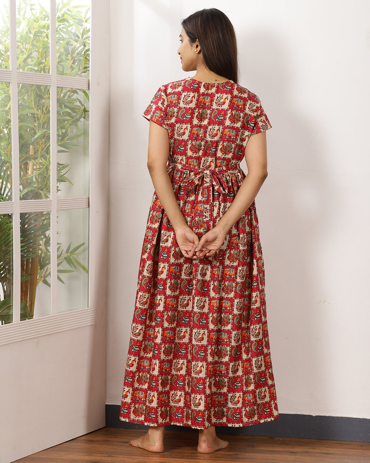 Mayil_V1 Feeding Night Maxi