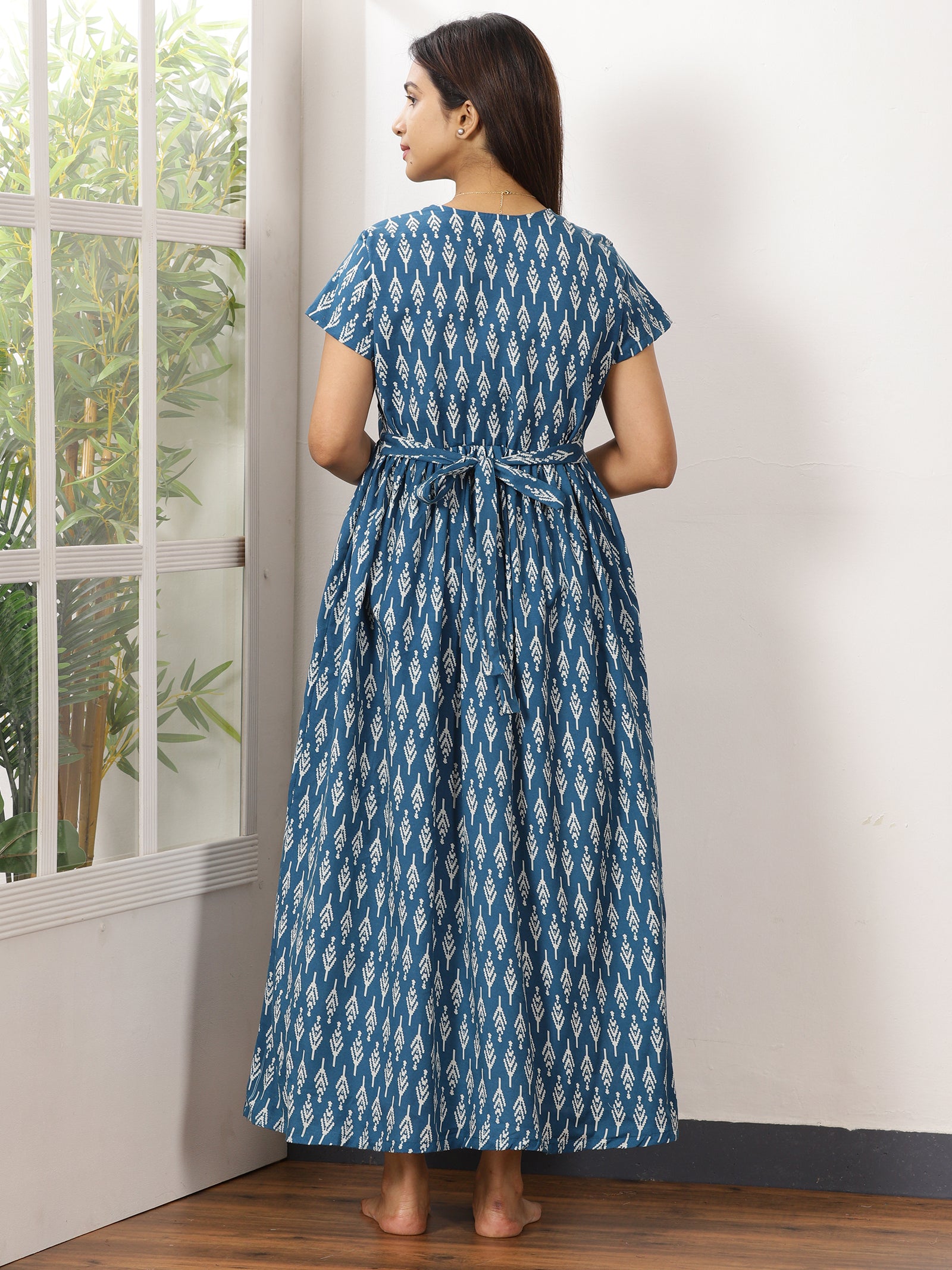 Narvi_V3 Feeding Night Maxi