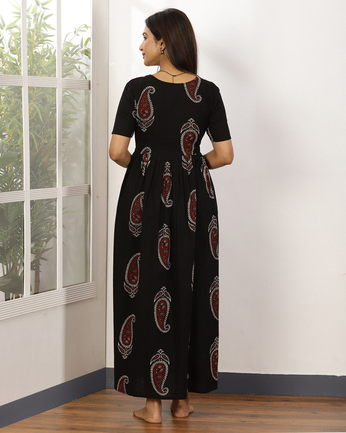 Glory_V5 Feeding Night Maxi