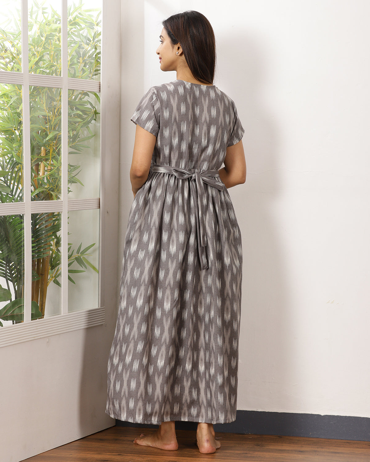 Ikkat_V2 Feeding Night Maxi