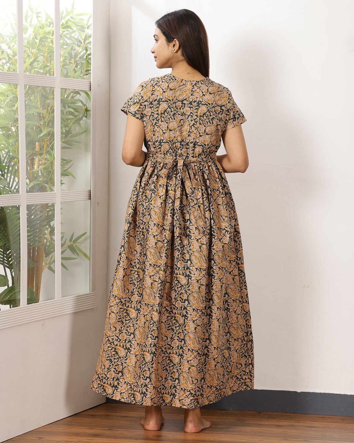 Rangoli_V3 Feeding Night Maxi