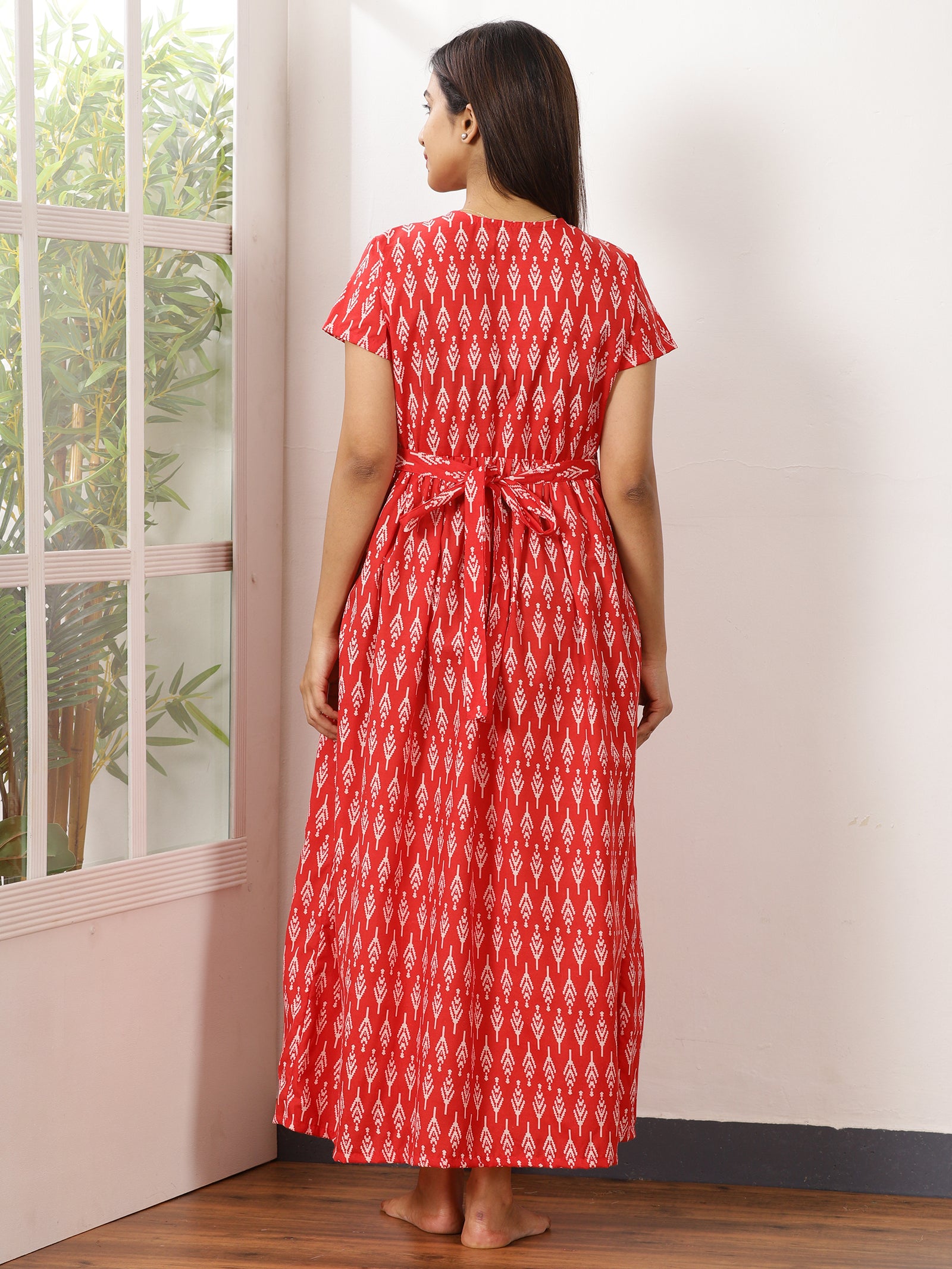 Narvi_V4 Feeding Night Maxi