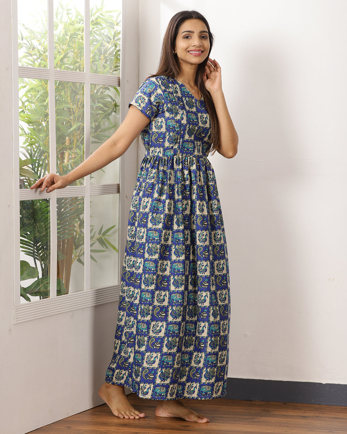 Mayil_V2 Feeding Night Maxi