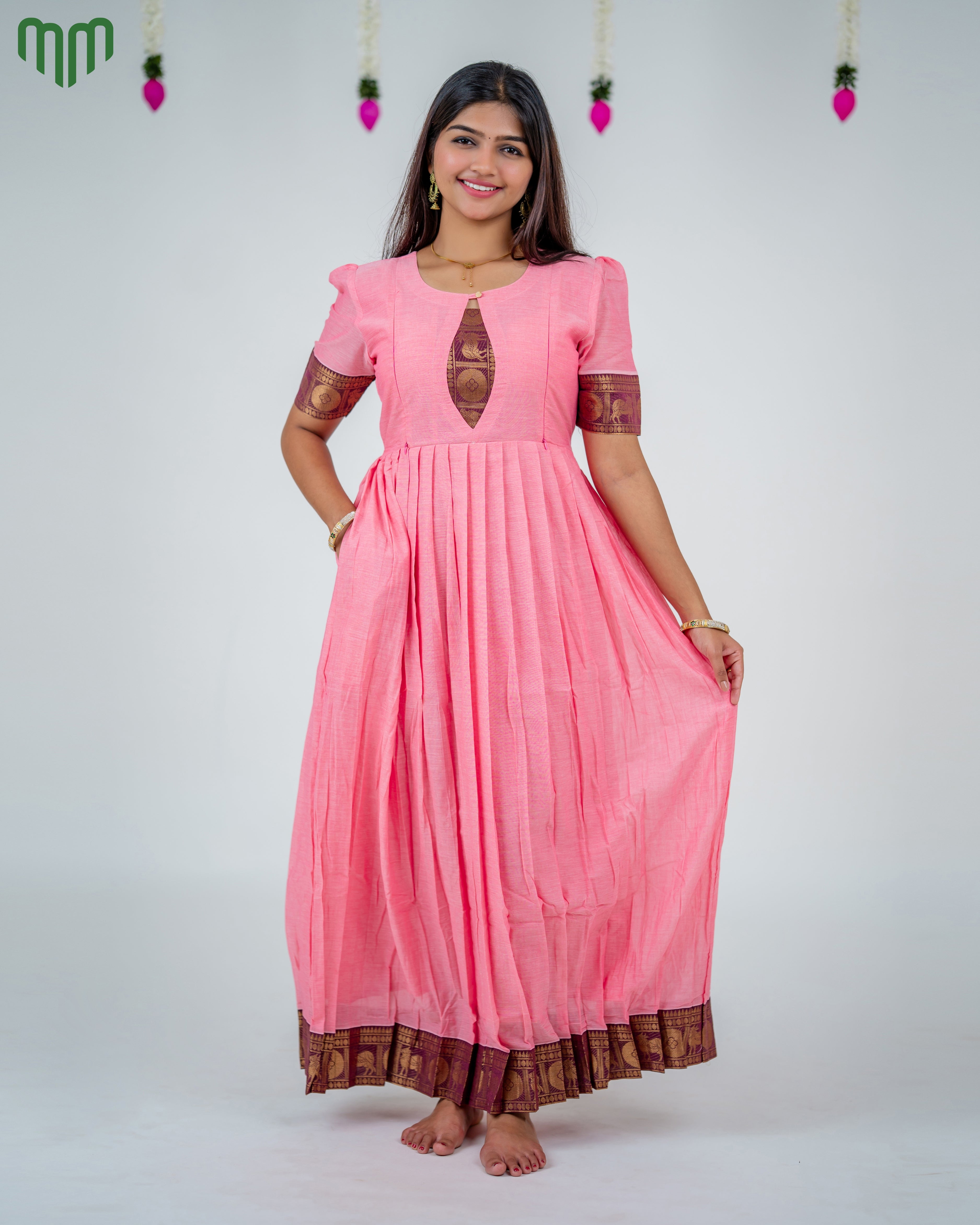 Poonguzhali_V5 Maternity Maxi