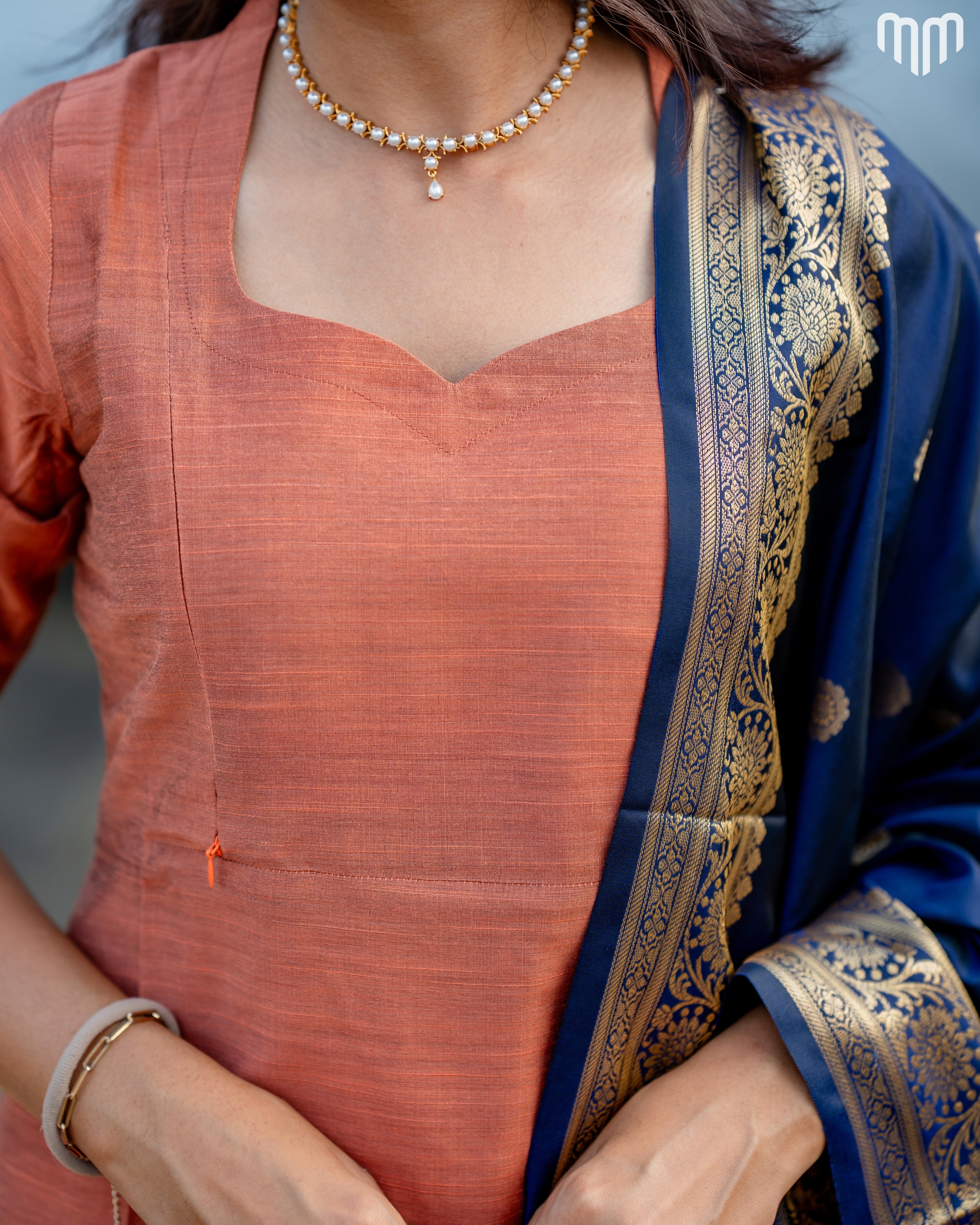 Perarasi_V3 Maternity Kurti Set