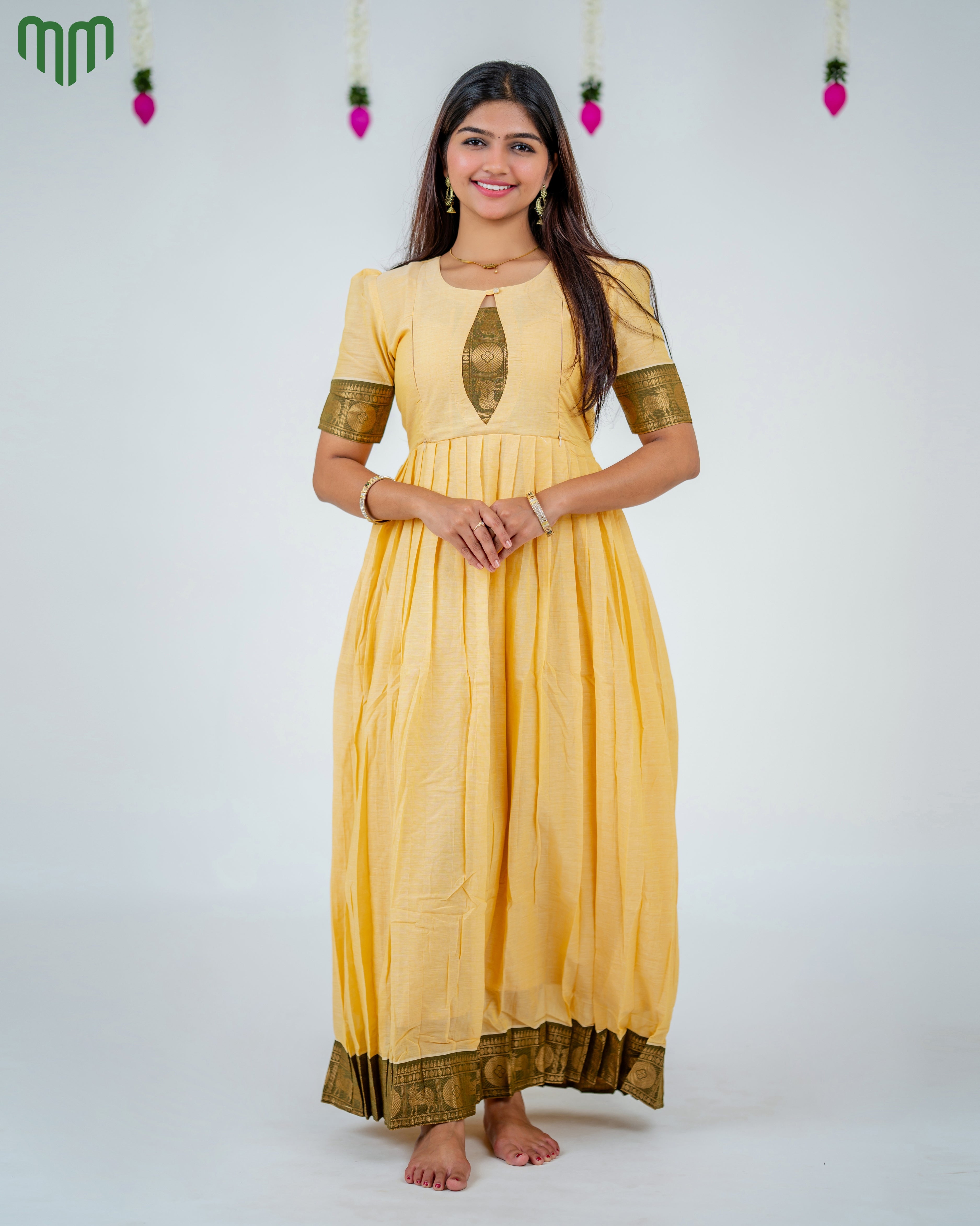 Poonguzhali_V8 Maternity Maxi