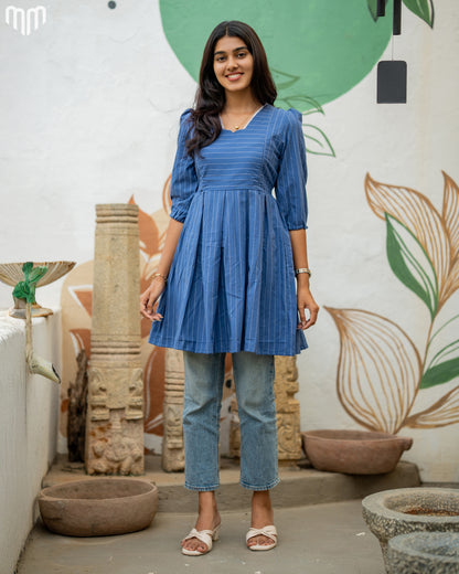 Mugil_V2 Feeding Crop Top