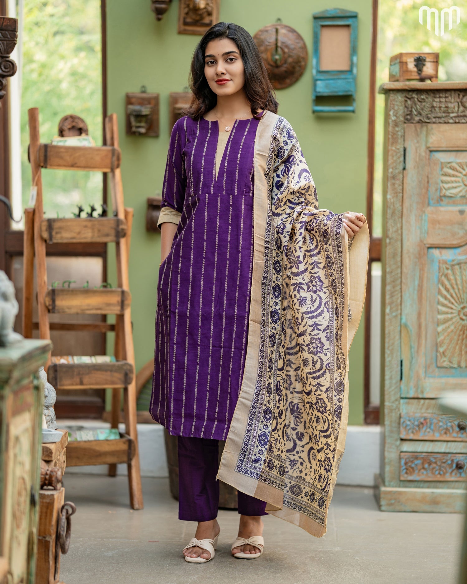 Varalakshmi_V2 Maternity Kurti Set