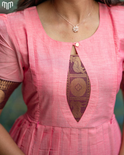 Poonguzhali_V5 Maternity Maxi