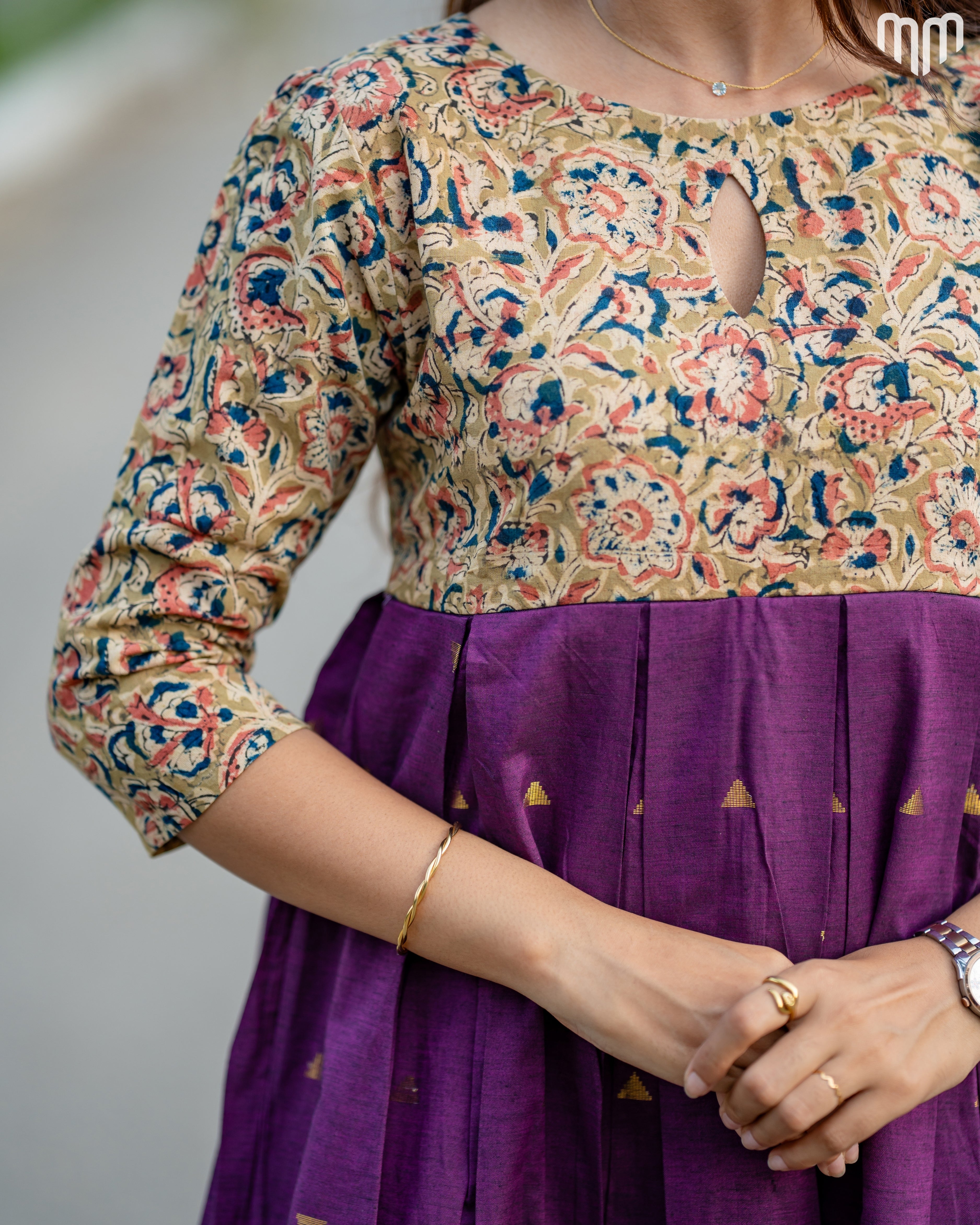 Niranjana_V2 Maternity Maxi