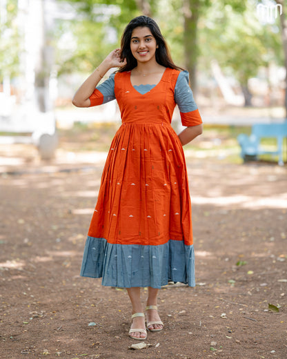 Iniya Handloom Cotton Maternity Maxi