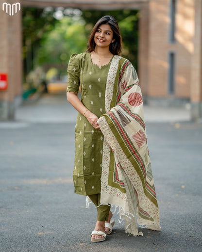 Kaaveri_V1 Maternity Kurti Set