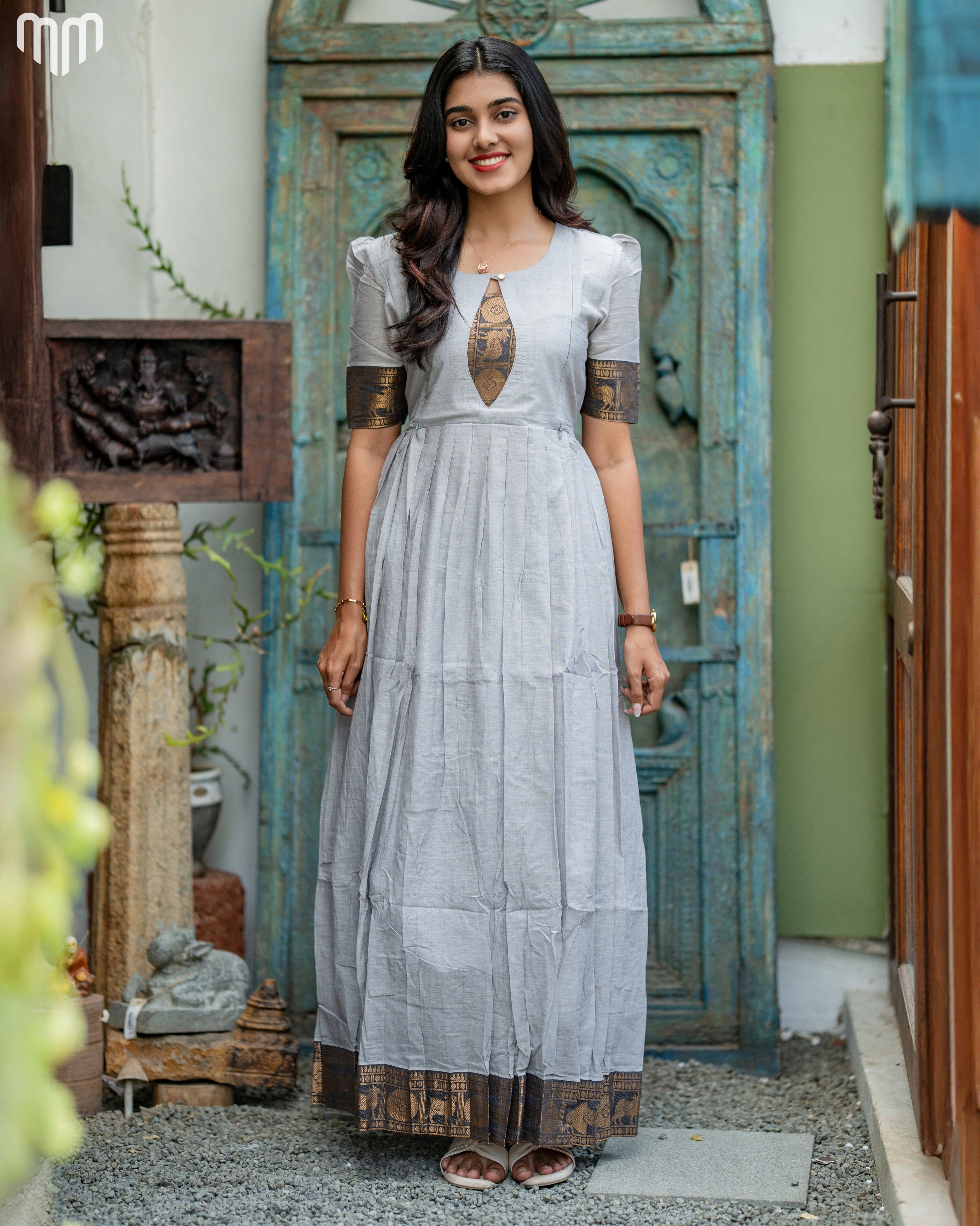 Poonguzhali_V7 Maternity Maxi