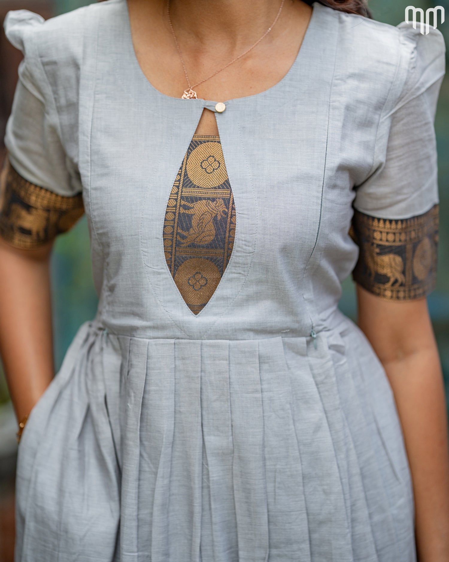 Poonguzhali_V7 Maternity Maxi