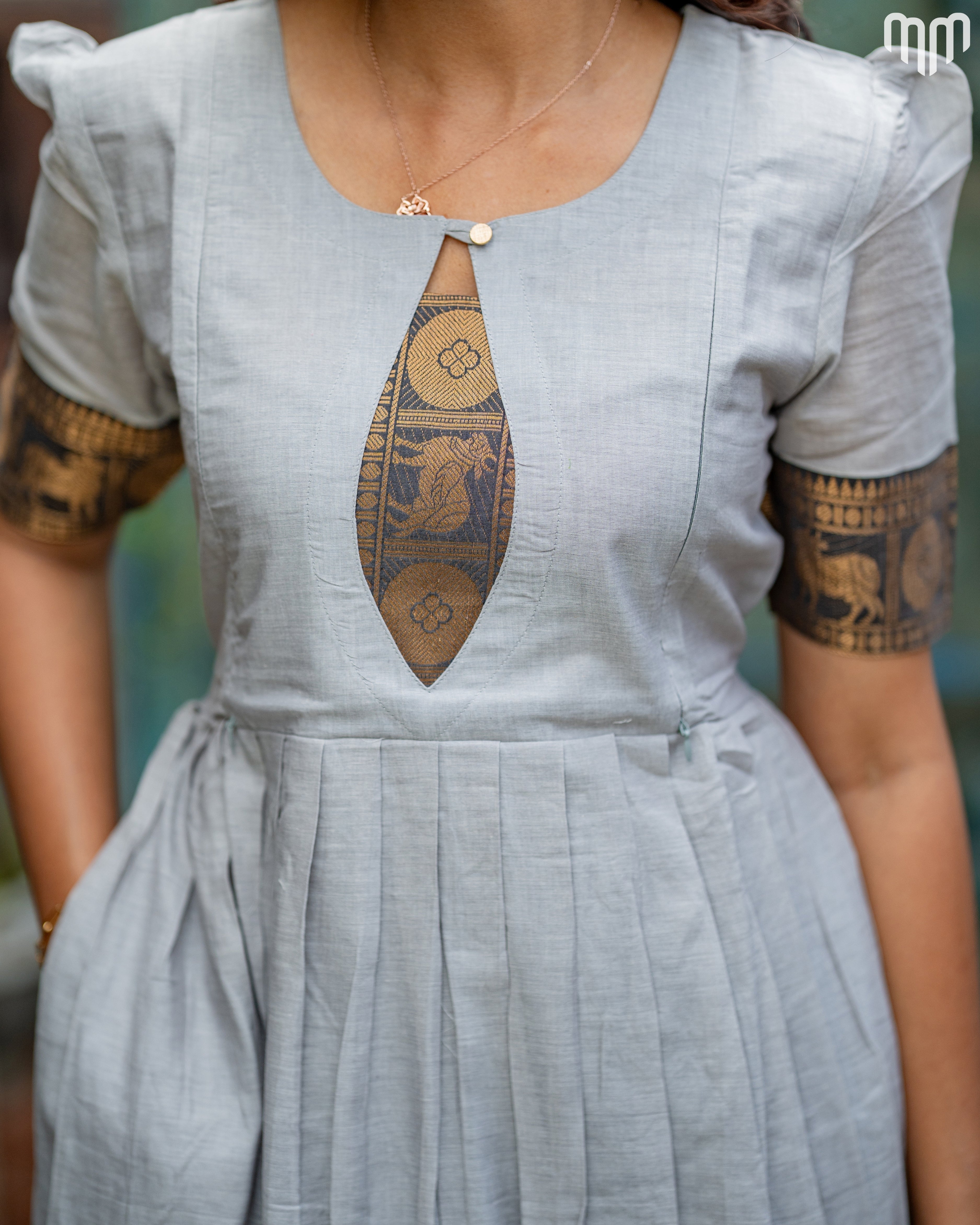 Poonguzhali_V7 Maternity Maxi