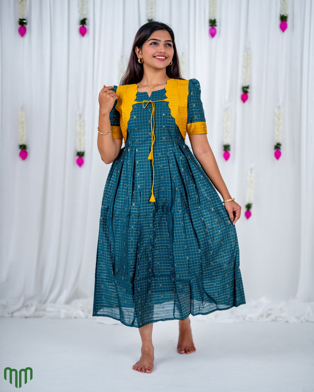 Minnal_V1 Maternity Maxi