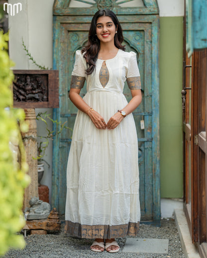 Poonguzhali_V3 Maternity Maxi