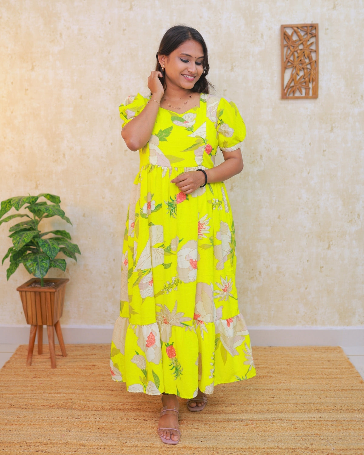 Yellow Bud Maxi with Lining [NON_FEEDING]