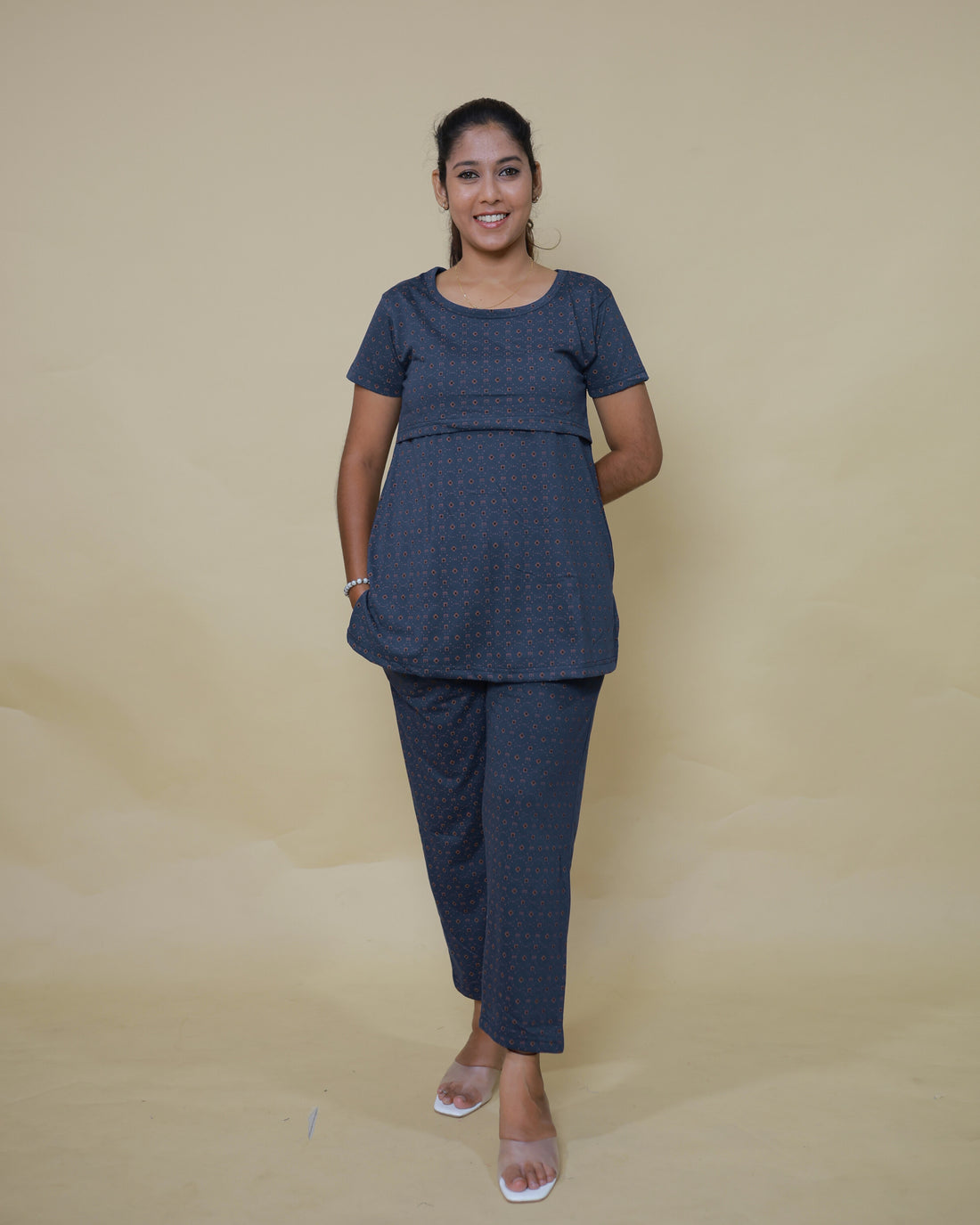 Chaitali  Zipless Feeding Pant Set