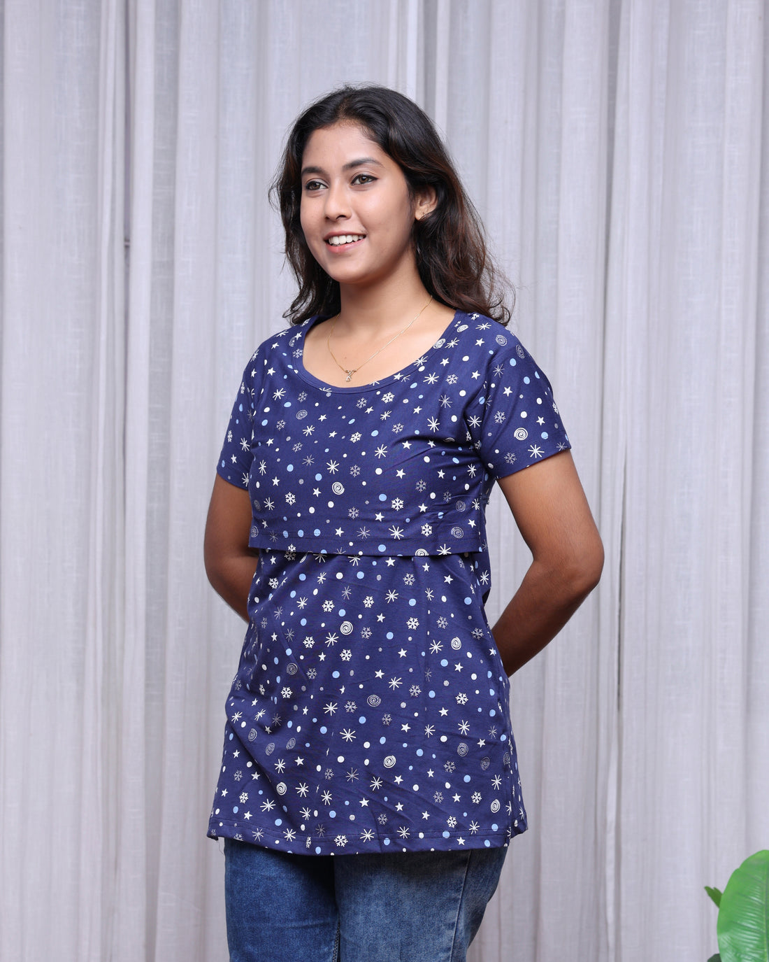 Zoe  Zipless Feeding T-shirt