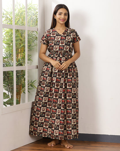 Mayil_V3 Feeding Night Maxi