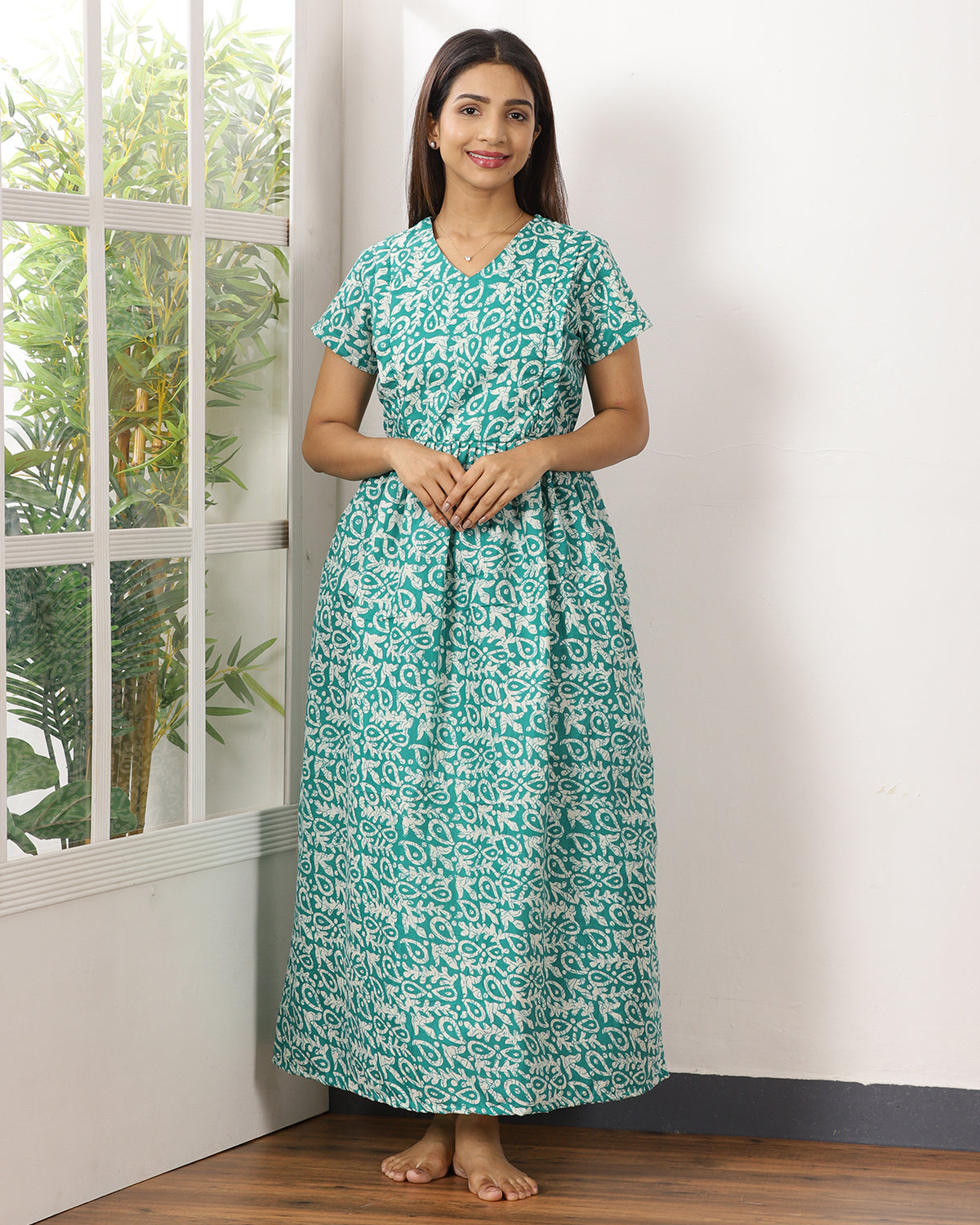 Janya_V3 Feeding Night Maxi