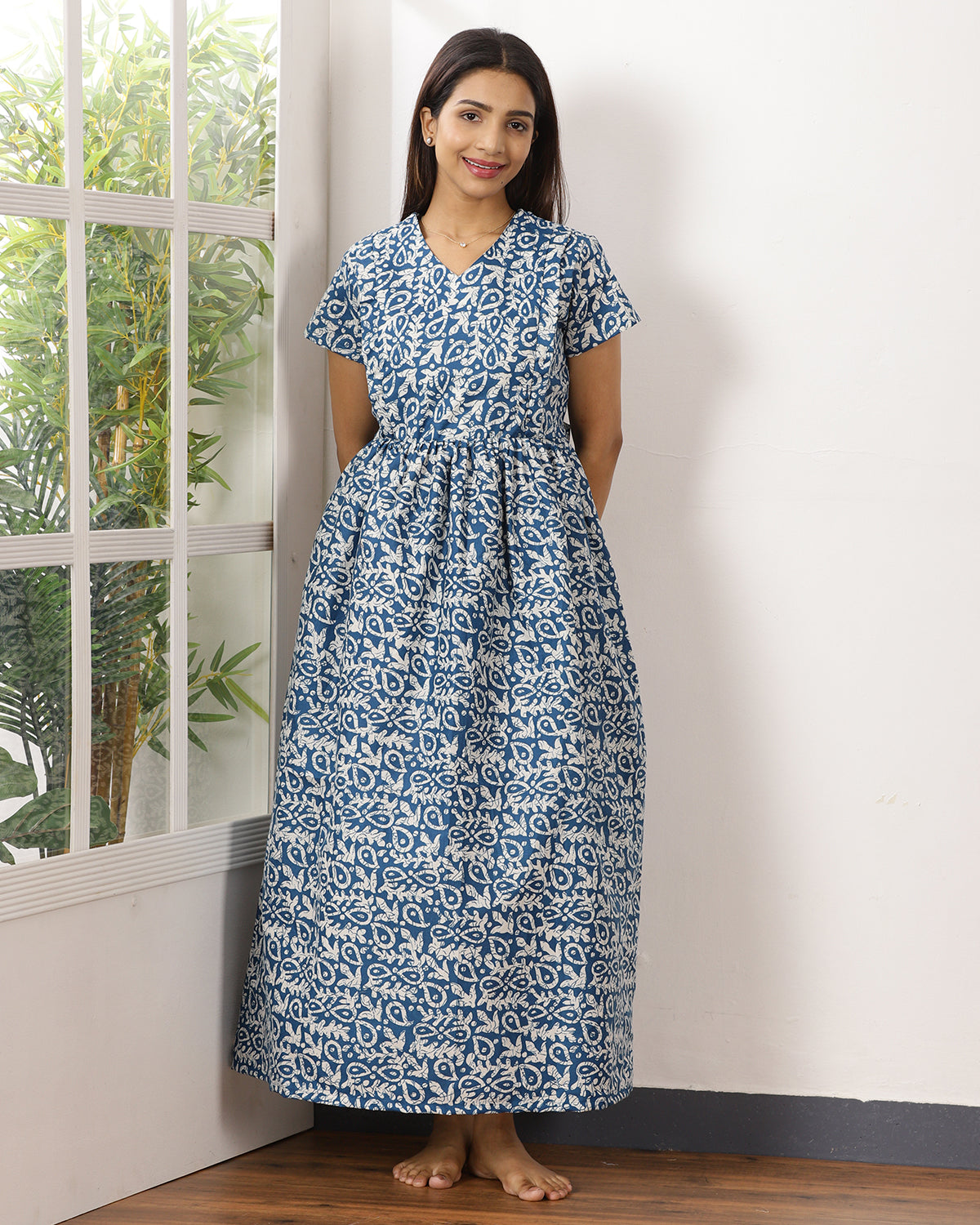 Janya_V2 Feeding Night Maxi