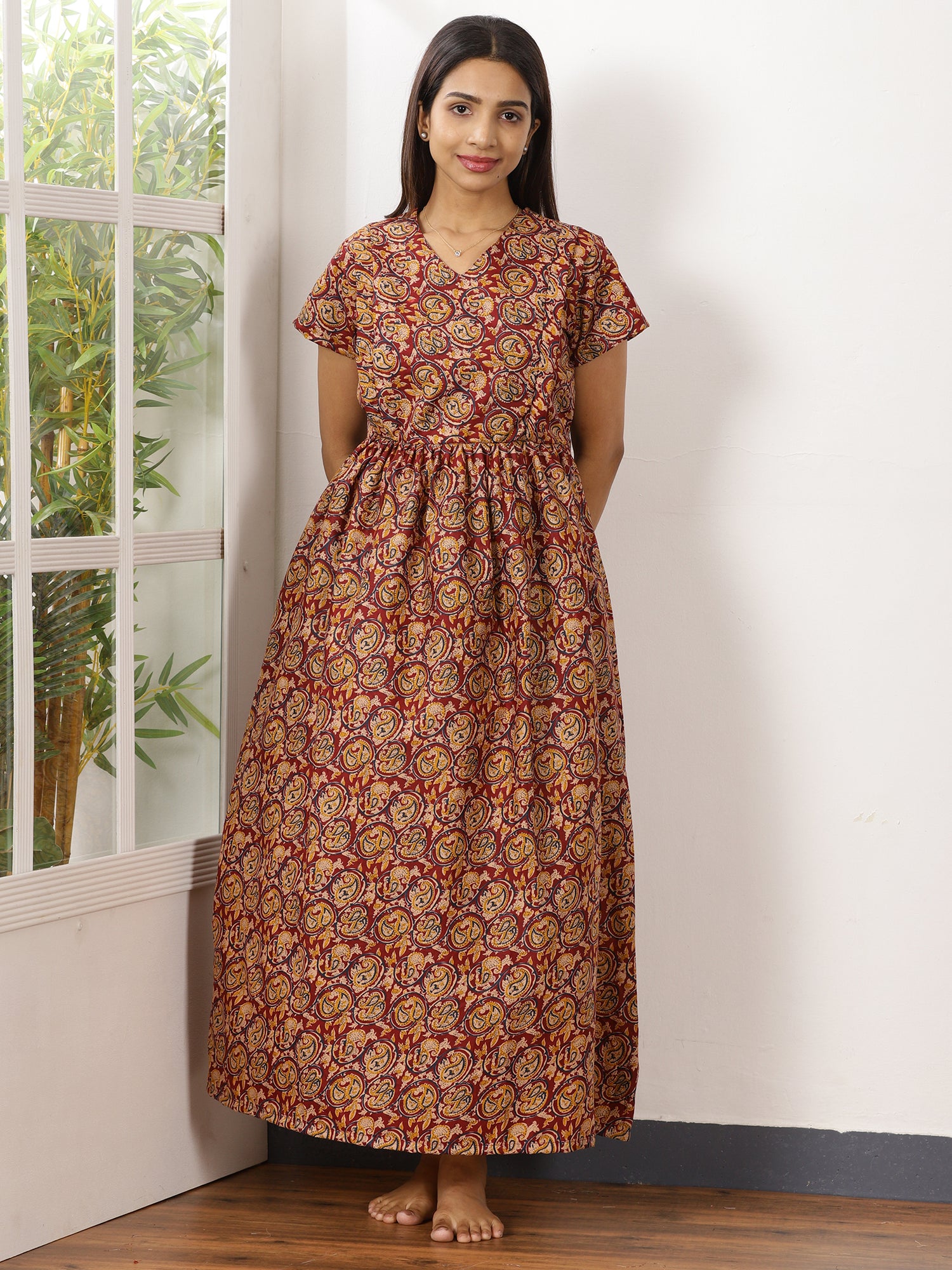 Mytra_V4 Feeding Night Maxi