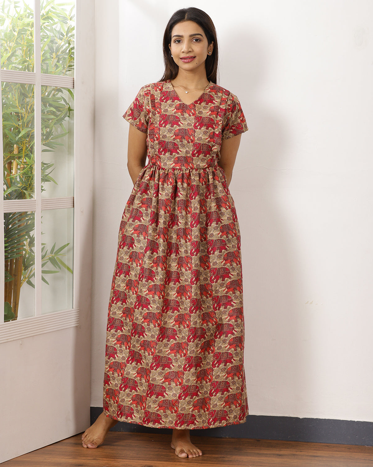 Gaja_V1 Feeding Night Maxi