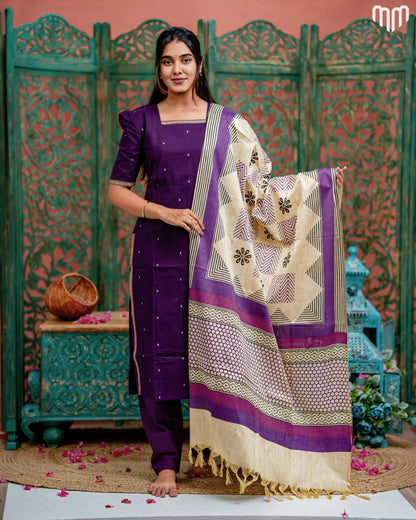 Vedhika_V2 Maternity Kurti Set