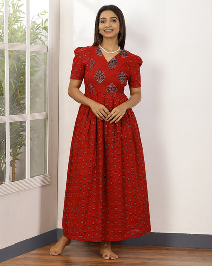 Thara_V2 Feeding Night Maxi