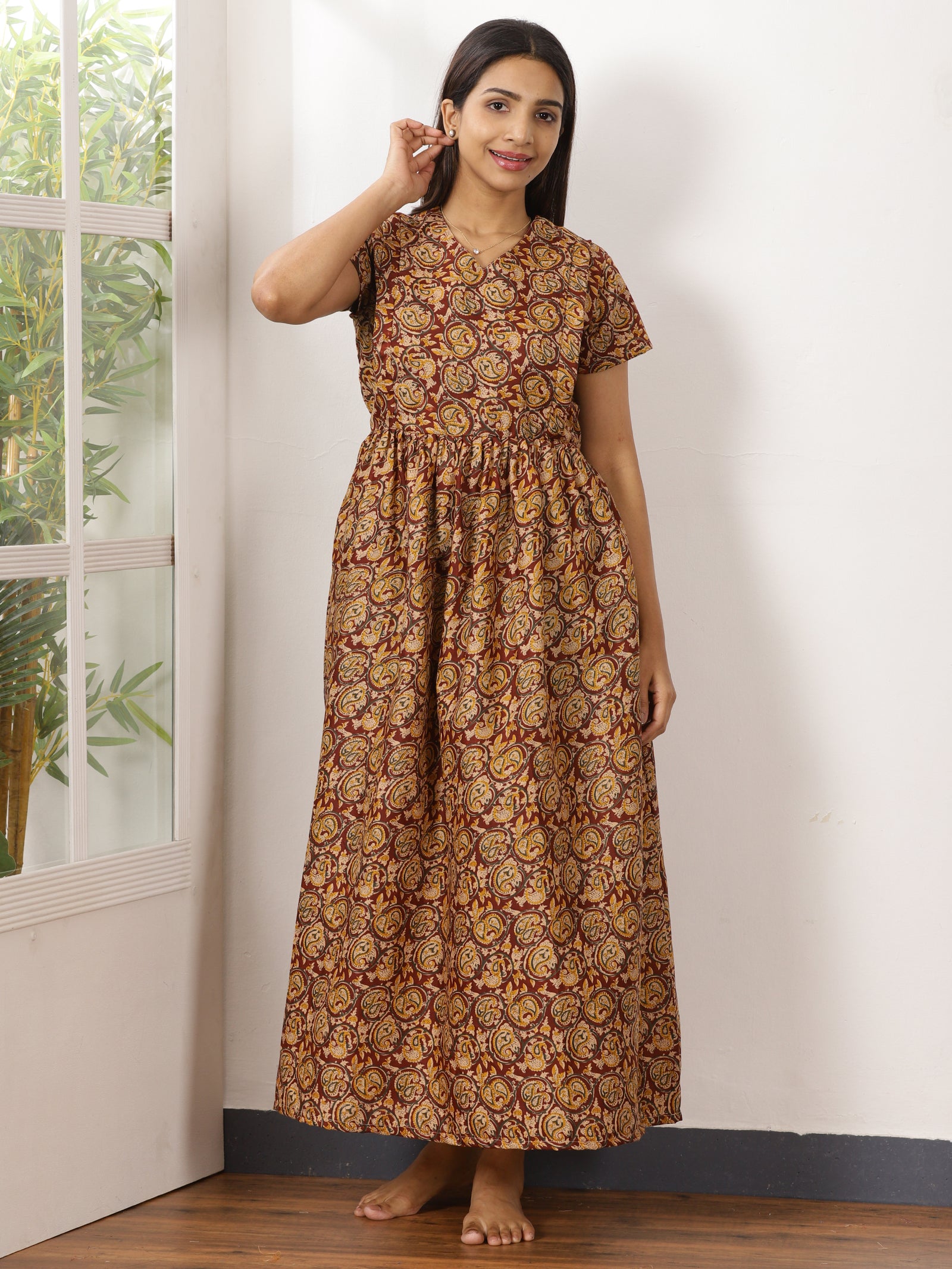 Mytra_V1 Feeding Night Maxi