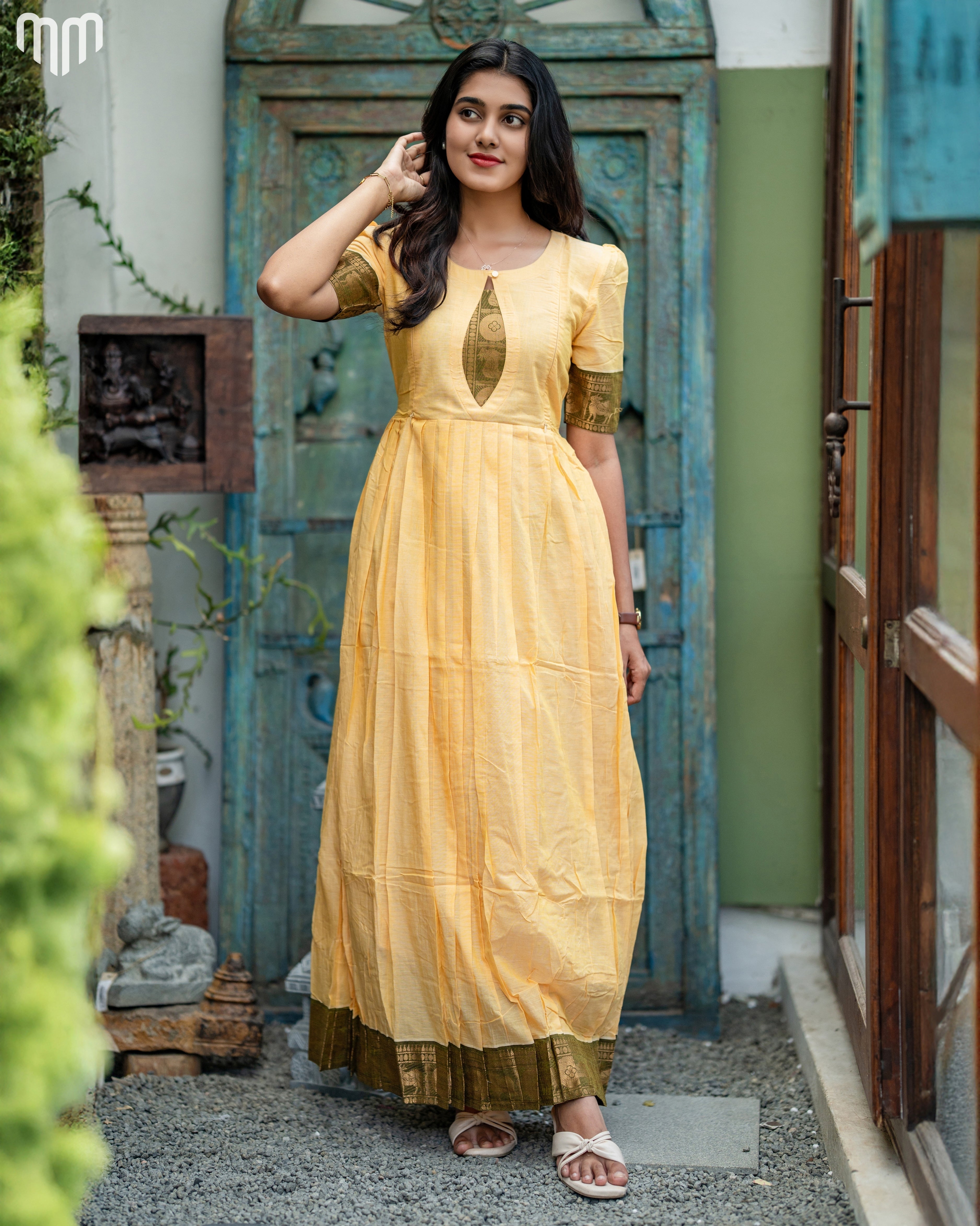 Poonguzhali_V8 Maternity Maxi