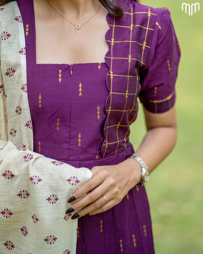 Vivandhiri Maternity Maxi with Dupatta