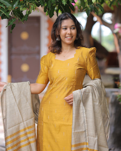 Kumutha Maternity Kurti Set
