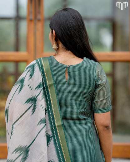 Vidhatri Green Floral Embroidery Maternity Kurti Set with top cotton lining