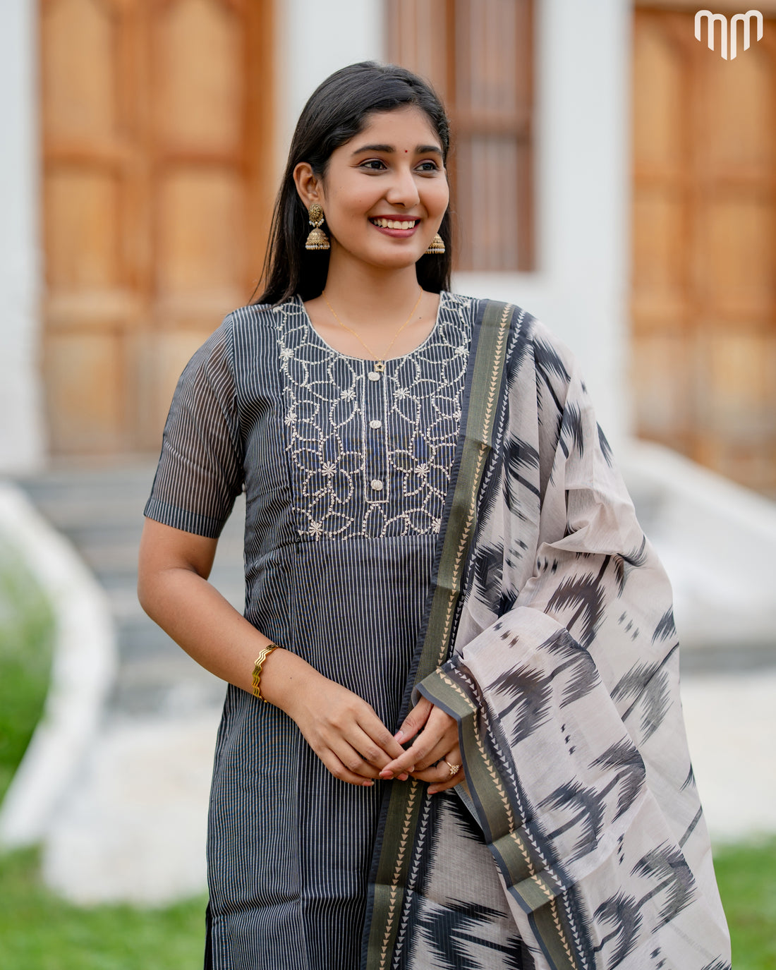 Vidhatri Black Floral Embroidery Maternity Kurti Set with top cotton lining