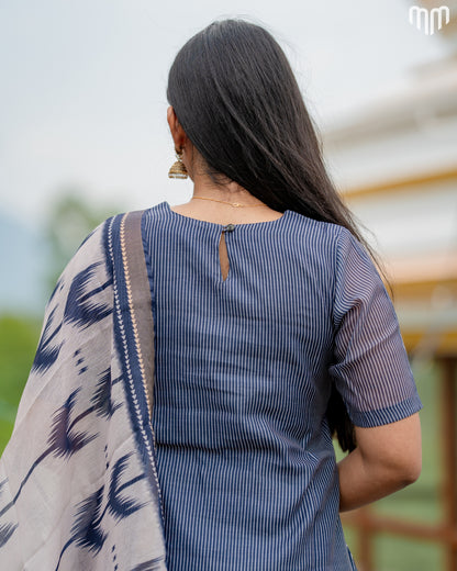 Vidhatri Blue Floral Embroidery Maternity Kurti Set with top cotton lining