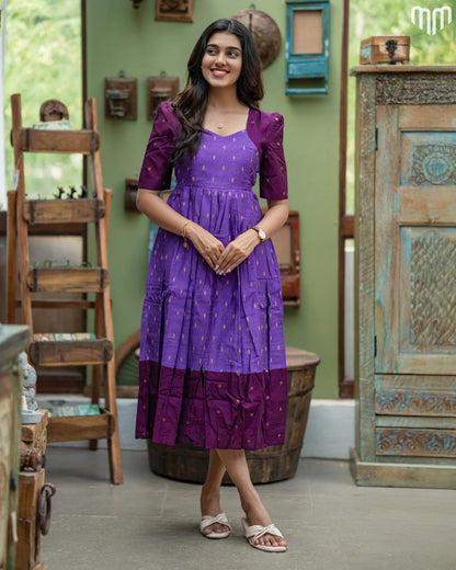 Kundhavai Maternity Maxi