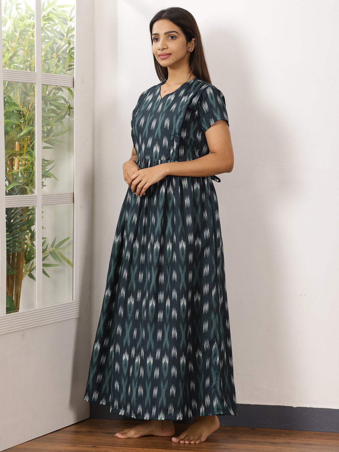Ikkat_V3 Feeding Night Maxi